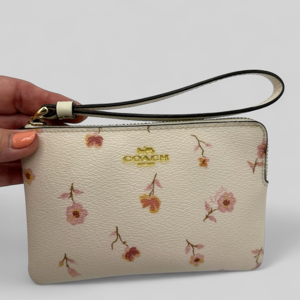 Coach Floral Print Wristlet in Chalk | Style F67550 - Picture 2 of 11